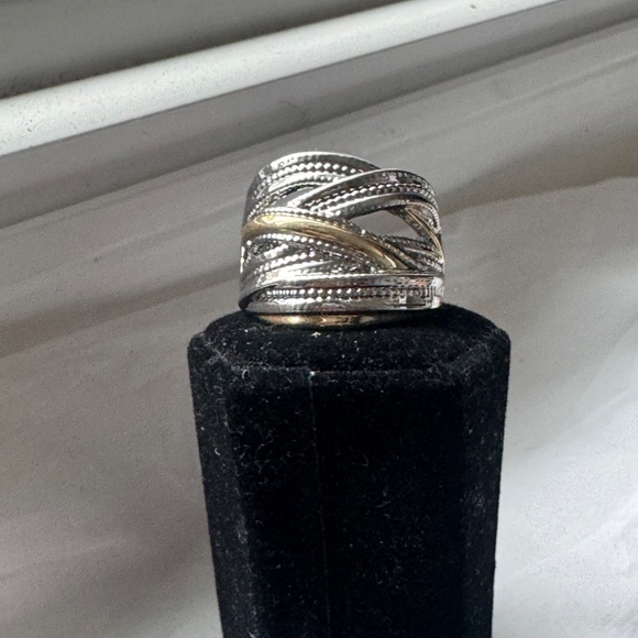 GLAMOUR ENGAGEMENT RING SIZE 6 - Picture 4 of 5